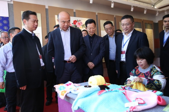 �ϳ��вμ��Ĵ�ʡ�ڶ���м����Ļ�������ȡ������ɼ�