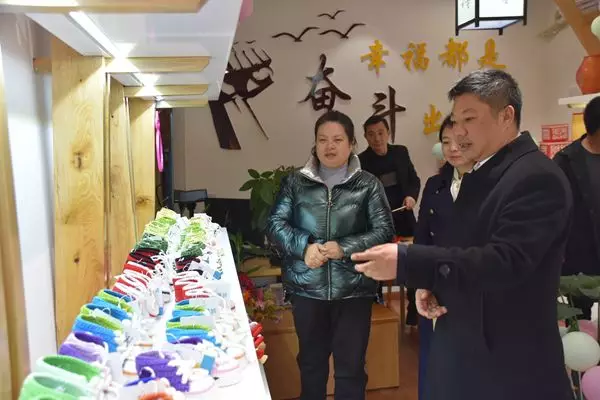 �������쵼����ųǡ����չ������߷�ο��