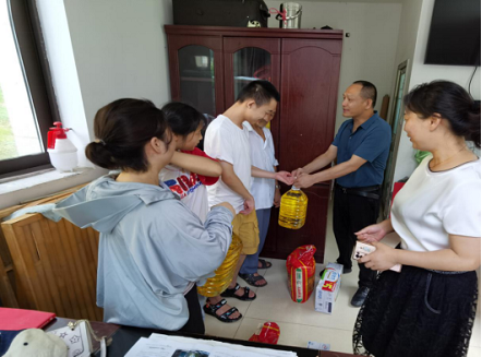 �ذ¸��ܣ�����ͬ�С��������ز�����չ��ʮ����ȫ���ذ����߷�ο�ʻ