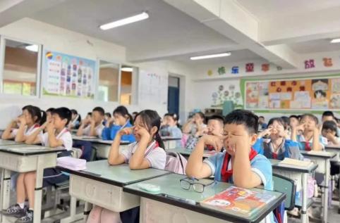 ������������չȫ���������ա�����