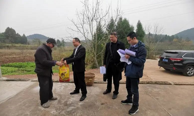 �����ز�����������߷�ο��